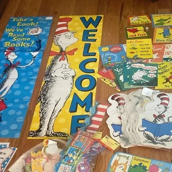 Teacher classroom decor -Dr.seuss theme for school - Picture 2 of 6